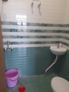 Bathroom Image of 1903 Sq.ft 3 BHK Builder Floor for rent in Jankipuram Lucknow for Rs. 20500