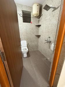 Bathroom Image of 400 Sq.ft 1 RK Apartment / Flat for rent in Jayanagar Bengaluru for Rs. 11000