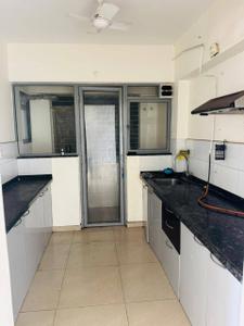 Kitchen Image of 680 Sq.ft 1 BHK Apartment / Flat for rent in Amanora Future Towers, Hadapsar Pune for Rs. 28000