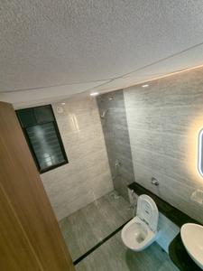 Bathroom Image of 900 Sq.ft 2 BHK Apartment / Flat for rent in Mantra Mirari, Mundhwa Pune for Rs. 43000