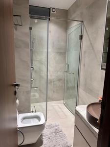 Bathroom Image of 1700 Sq.ft 3 BHK Apartment / Flat for sale in Vraj Tiara, Worli Mumbai for Rs. 150000000