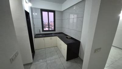 Kitchen Image of 2620 Sq.ft 3 BHK Apartment / Flat for rent in Raysan Gandhinagar for Rs. 23000