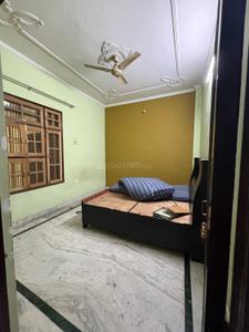 Bedroom Image of 1500 Sq.ft 2 BHK Builder Floor for rent in Rajajipuram Lucknow for Rs. 14000