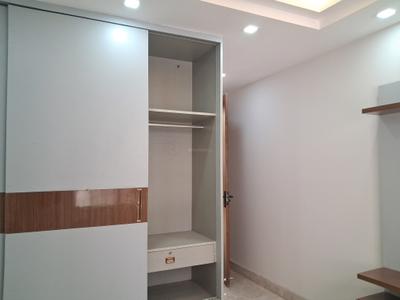 Bedroom Image of 1800 Sq.ft 3 BHK Builder Floor for rent in Paschim Vihar New Delhi for Rs. 45000