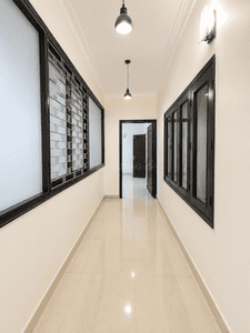 Image of 2200 Sq.ft 3 BHK Builder Floor for rent in New Friends Colony, New Delhi for Rs. 100000