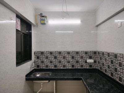 Kitchen Image of 900 Sq.ft 2 BHK Apartment / Flat for rent in Puraniks Aarambh, Kasarvadavali Thane for Rs. 17999