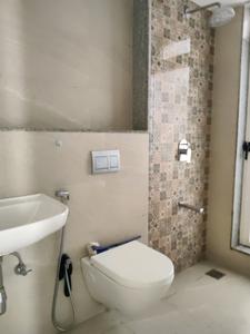 Common Bathroom Image of 700 Sq.ft 2 BHK Apartment / Flat for sale in One Hiranandani Park, Thane West Thane for Rs. 16300000