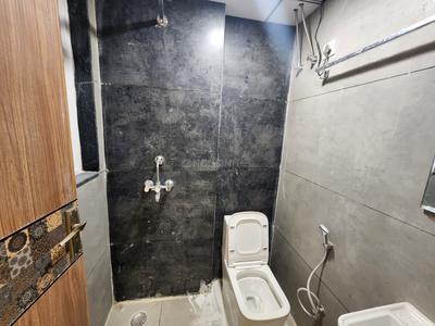 Bathroom Image of 410 Sq.ft 1 RK Apartment / Flat for rent in Jagatpura Jaipur for Rs. 15999