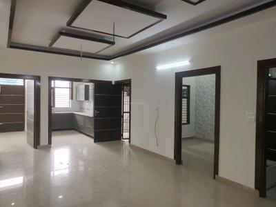 Living Room Image of 2200 Sq.ft 4 BHK Builder Floor for sale in Sector 49 Faridabad for Rs. 16200000