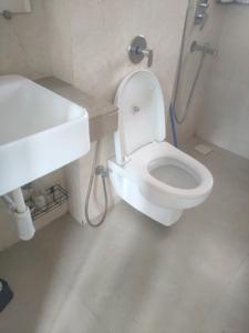 Bedroom Three Image of 1250 Sq.ft 2.5 BHK Apartment / Flat for sale in Lodha Bellagio, Powai Mumbai for Rs. 42200000