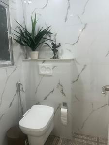 Bathroom Image of 2360 Sq.ft 3 BHK Apartment / Flat for sale in Central Park 2 Bellevue, Sector 48 Gurgaon for Rs. 40000000