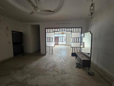 Hall Image of 2400 Sq.ft 4 BHK Independent House for rent in Rajouri Garden New Delhi for Rs. 65000