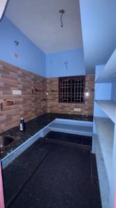 Kitchen Image of 750 Sq.ft 2 BHK Independent House for rent in Thoraipakkam Chennai for Rs. 22000