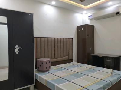Bedroom Image of 980 Sq.ft 3 BHK Apartment / Flat for sale in Laxmi Nagar New Delhi for Rs. 9000000
