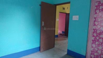 Bedroom Image of 1000 Sq.ft 2 BHK Independent House for rent in Purba Barisha Kolkata for Rs. 9000
