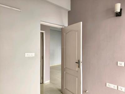 Bedroom Image of 1876 Sq.ft 3 BHK Apartment / Flat for sale in Microtek Greenburg, Sector 86 Gurgaon for Rs. 28500000