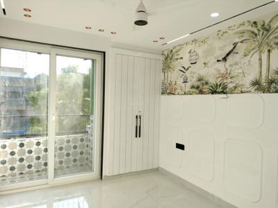 Bedroom Image of 1700 Sq.ft 3 BHK Apartment / Flat for sale in Vrindavan Apartment, Sector 6 Dwarka New Delhi for Rs. 28500000