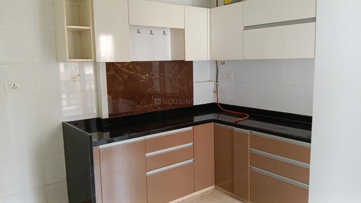 Hi Tech Luxus Tower Main Image 1