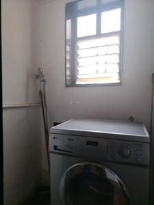 Common Bathroom One Image of 560 Sq.ft 1 BHK Apartment / Flat for rent in Koregaon Park Pune for Rs. 27000