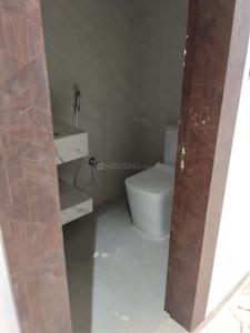 Bathroom Image of 1400 Sq.ft 2 BHK Builder Floor for rent in Financial District Hyderabad for Rs. 35000