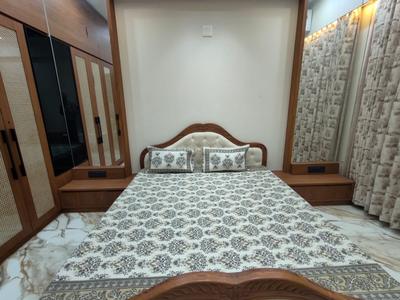 Bedroom Image of 4800 Sq.ft 5 BHK Apartment / Flat for sale in Sunrise Vista, Bodakdev Ahmedabad for Rs. 50000000