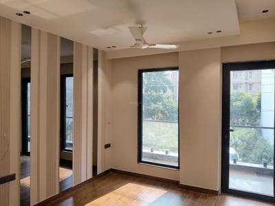 Bedroom Image of 2650 Sq.ft 3 BHK Builder Floor for rent in DLF City Phase 1, DLF Phase 1 Gurgaon for Rs. 115000