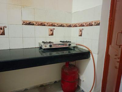 Kitchen Image of 1100 Sq.ft 2 BHK Builder Floor for rent in Sector 14 Gurgaon for Rs. 28500
