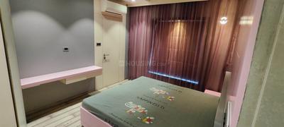 Bedroom Image of 2200 Sq.ft 3 BHK Apartment / Flat for rent in Pal Surat for Rs. 65000
