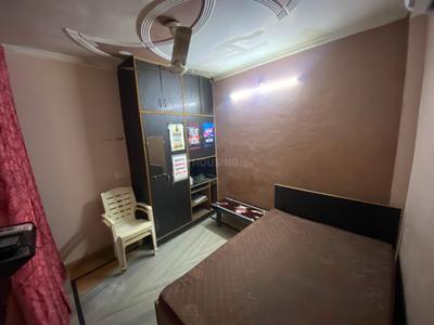 Bedroom Image of 400 Sq.ft 1 RK Builder Floor for rent in Nawada New Delhi for Rs. 11000