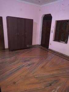 Bedroom Image of 1000 Sq.ft 2 BHK Builder Floor for rent in Sector 7 Gurgaon for Rs. 15000