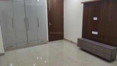 Bedroom Image of 2476 Sq.ft 4 BHK Builder Floor for rent in Shakti Nagar New Delhi for Rs. 86000