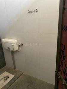 Bathroom Image of 1800 Sq.ft 4 BHK Builder Floor for rent in Bansi Siddharthnagar for Rs. 20000
