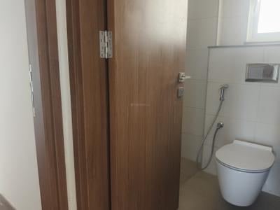 Image of 1525 Sq.ft 3 BHK Apartment / Flat for rent in Godrej Woods, Sector 43, Noida for Rs. 75000