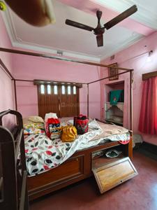 Bedroom Image of 1700 Sq.ft 2 BHK Independent House for rent in Teghoria Kolkata for Rs. 20000