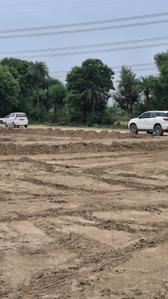 Image of 450 Sq.ft Residential Plot / Land for sale in Maruti Kunj, Gurgaon for Rs. 1500000