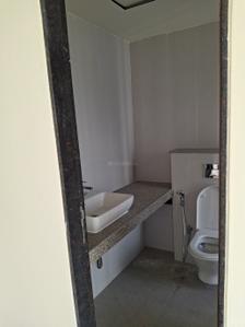 Image of 850 Sq.ft 2 BHK Apartment / Flat for sale in Sheth Montana, Mulund West, Mumbai for Rs. 18000000