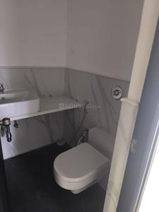 Bathroom Image of 1750 Sq.ft 3.5 BHK Apartment / Flat for rent in Goregaon West Mumbai for Rs. 110000