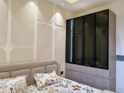 Bedroom Image of 900 Sq.ft 3 BHK Apartment / Flat for sale in Hans Luxury Floor, Nangli Sakrawati New Delhi for Rs. 6600000