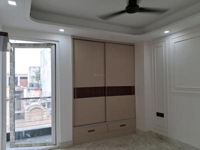 Bedroom Image of 1351 Sq.ft 3 BHK Builder Floor for sale in Paschim Vihar New Delhi for Rs. 29000000
