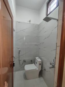 Bathroom Image of 150 Sq.ft 1 RK Independent House for rent in Sanskriti Lok Colony Dehradun for Rs. 6500