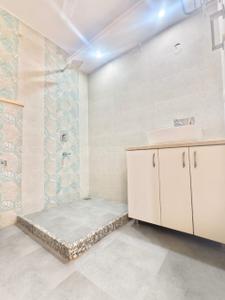 Kitchen Image of 1700 Sq.ft 3 BHK Builder Floor for rent in Palam Vihar Gurgaon for Rs. 60000