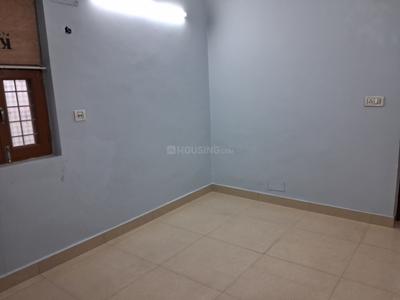 Bedroom Image of 950 Sq.ft 2 BHK Apartment / Flat for sale in Antariksha Apartments, Vikaspuri New Delhi for Rs. 10000000