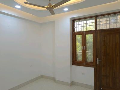 Bedroom Image of 1125 Sq.ft 3 BHK Apartment / Flat for sale in Palam New Delhi for Rs. 13000000