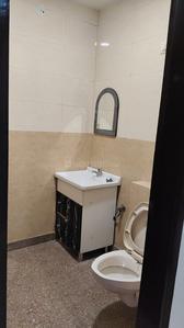 Bathroom Image of 600 Sq.ft 2 BHK Builder Floor for rent in Sector 6 Rohini New Delhi for Rs. 26000