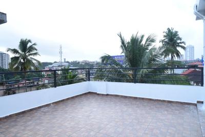 Balcony Image of 3500 Sq.ft 4 BHK Independent House for sale in Pumpwell Mangalore for Rs. 31000000