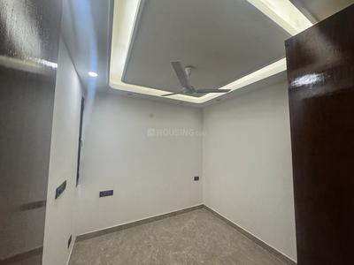 Bedroom Image of 900 Sq.ft 3 BHK Builder Floor for rent in Siddhartha Extension New Delhi for Rs. 43000