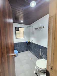 Bathroom Image of 1100 Sq.ft 2 BHK Apartment / Flat for rent in Narendra Nagar Extension Nagpur for Rs. 33000