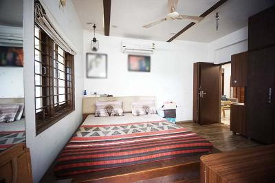 Bedroom Image of 1800 Sq.ft 3 BHK Apartment / Flat for sale in Gurukul Ahmedabad for Rs. 13500000