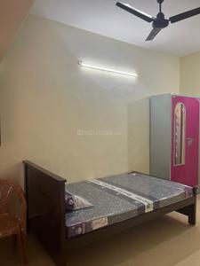 Bedroom Image of 1000 Sq.ft 2 BHK Apartment / Flat for rent in Kodambakkam Chennai for Rs. 33000