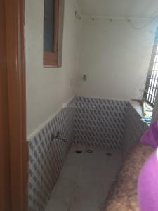 Bathroom Image of 850 Sq.ft 1 BHK Independent House for rent in Manikonda Hyderabad for Rs. 20000